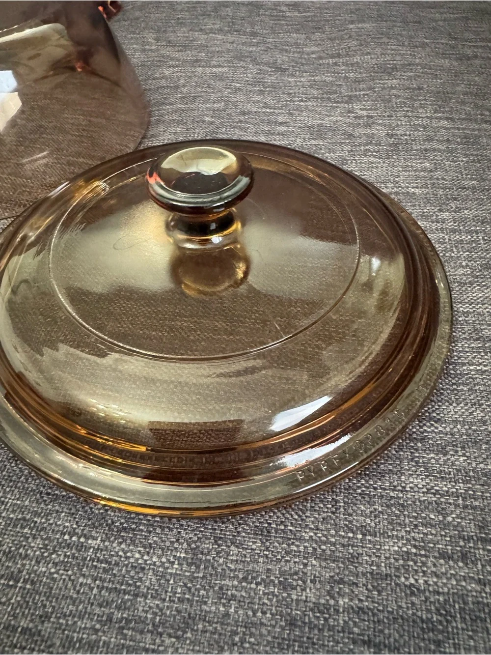 Vtg Corning Vision Saucepan. 0.5L Amber with Lid Pyrex